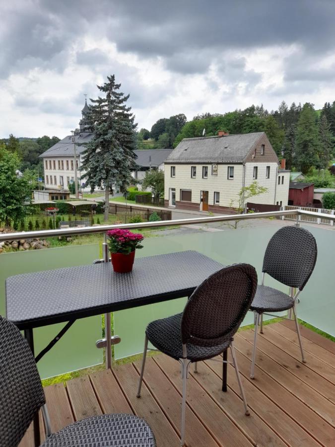 Ferienwohnungen Im Vogtland Heinsdorfergrund Luaran gambar